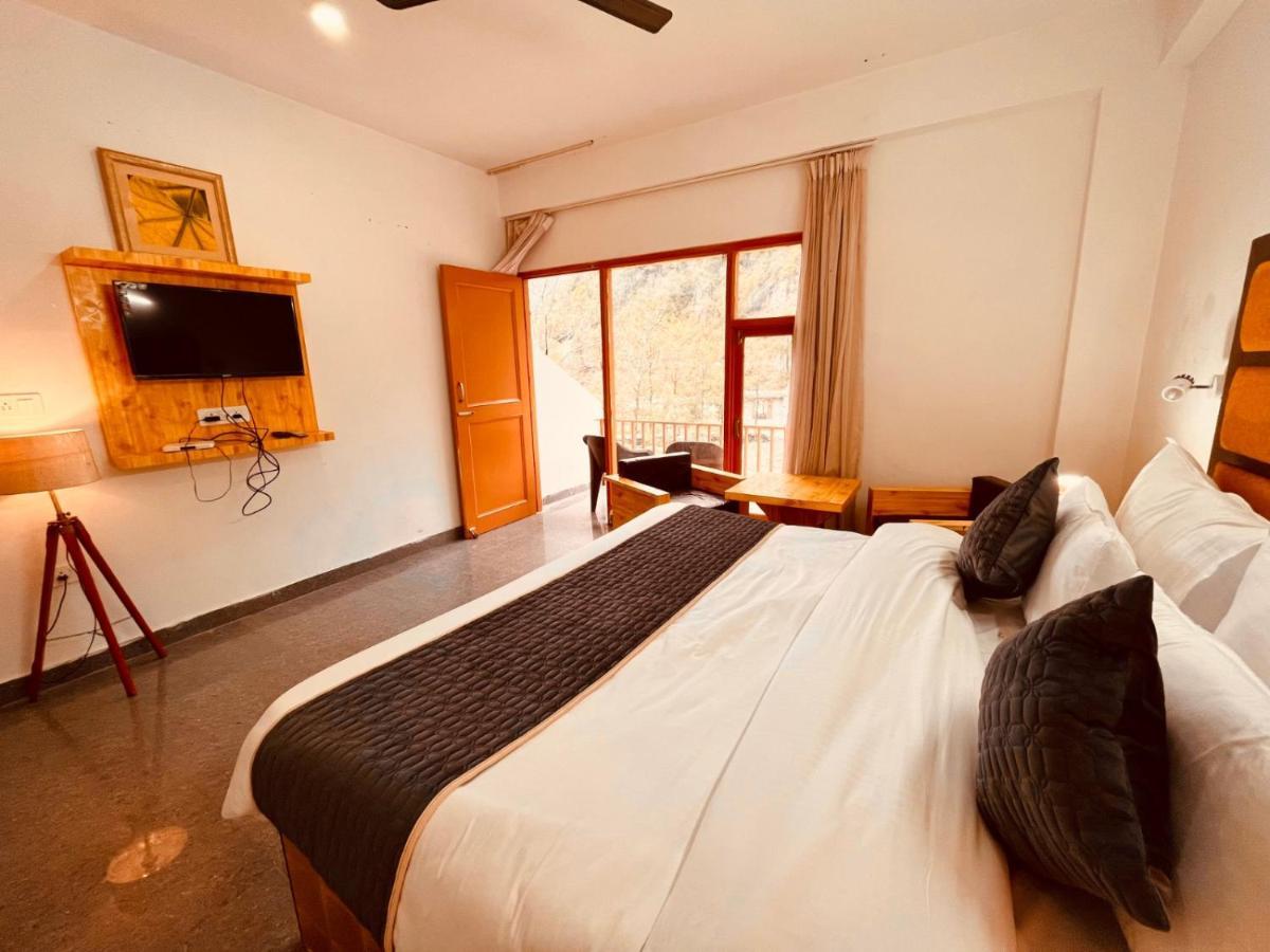 Himalayan Riverpark - A Four Star Luxury Hotel, Manali מראה חיצוני תמונה
